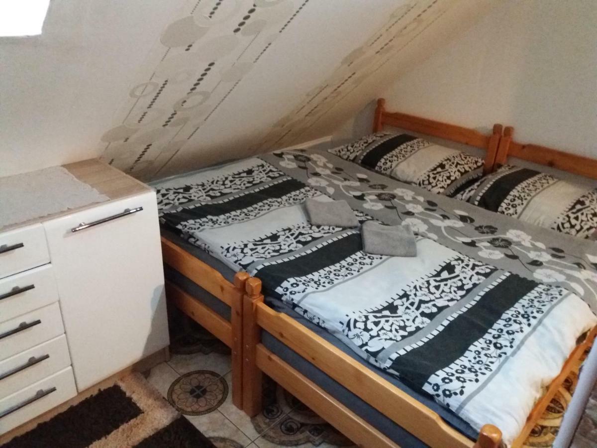 Appartement Privat U Damiana à Veľký Slavkov Extérieur photo